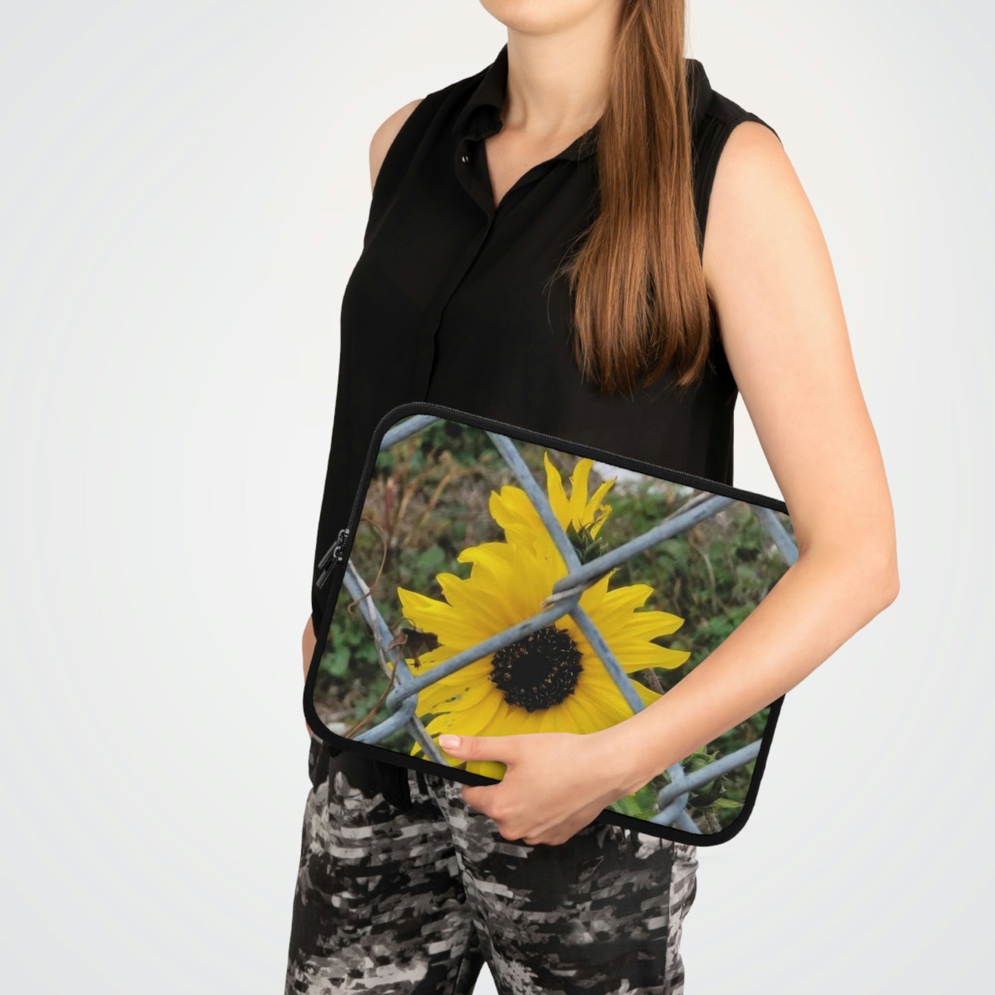 Laptop Sleeve with Sunflower Behind A Fence Design 7 Inch 10 Inch 13 Inch 15 Inch 17 Inch